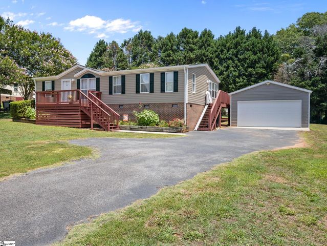 324 Groce Meadow Road, Taylors, SC 29687