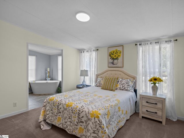 324 Groce Meadow Road, Taylors, SC 29687