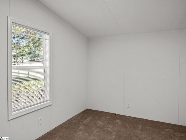 324 Groce Meadow Road, Taylors, SC 29687