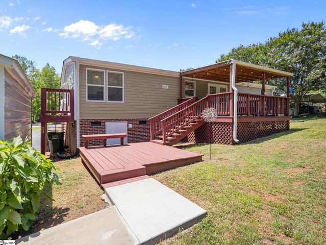 324 Groce Meadow Road, Taylors, SC 29687