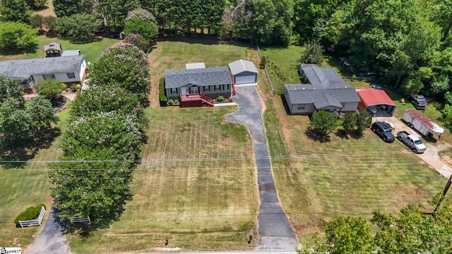 324 Groce Meadow Road, Taylors, SC 29687