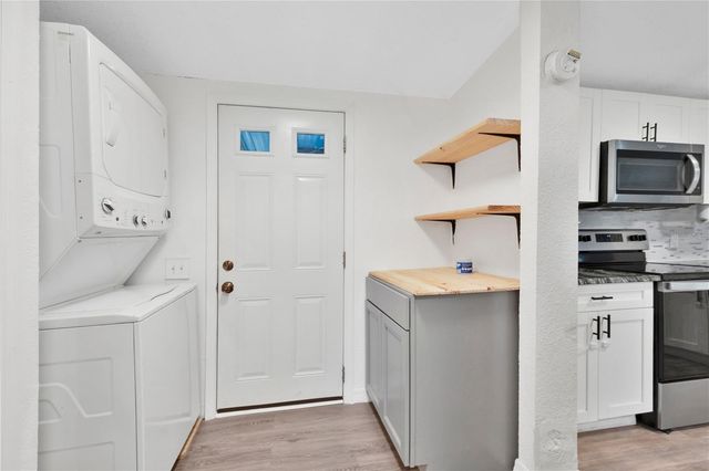 37135 PAULS DRIVE, Zephyrhills, FL 33541