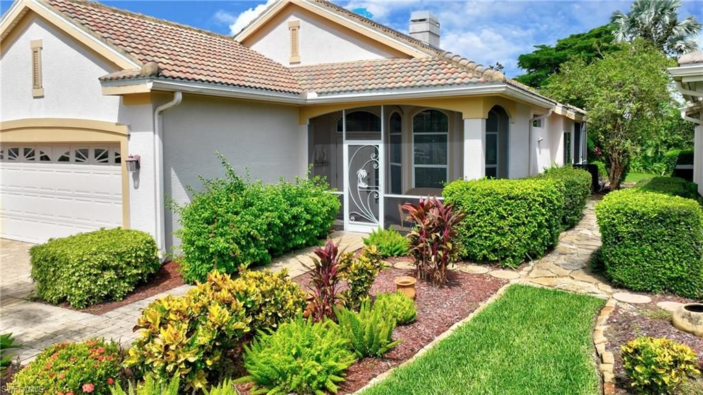 2097 Oxford Ridge CIR, LEHIGH ACRES, FL 33973 — exterior