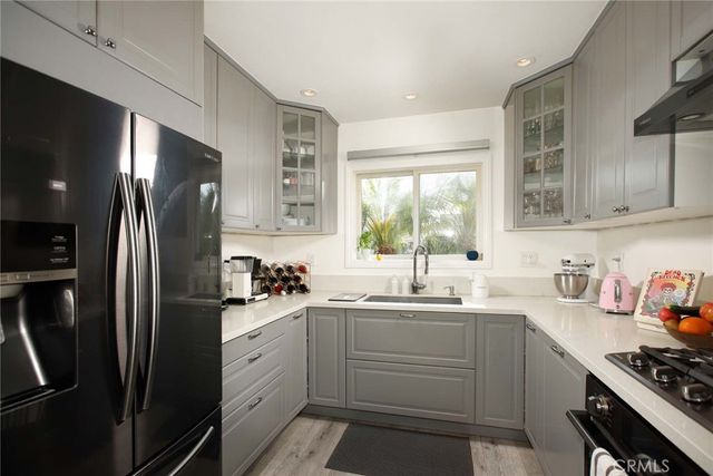 1412 N Catalina, Burbank, CA 91505
