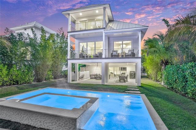 6925 LONGBOAT DRIVE S, Longboat Key, FL 34228
