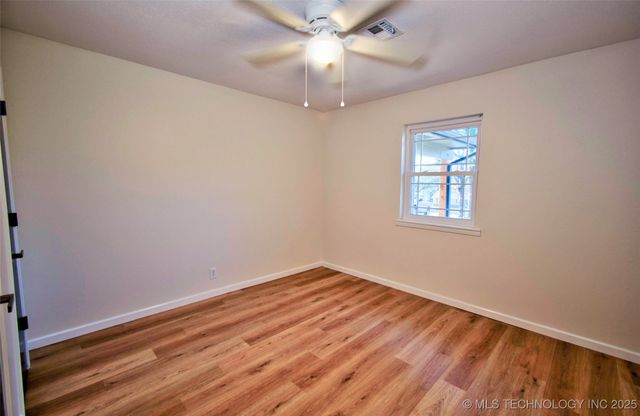 2110 S 70th Street E, Muskogee, OK 74403