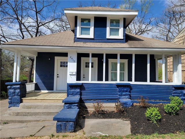8410 Olive Street, Kansas City, MO 64132