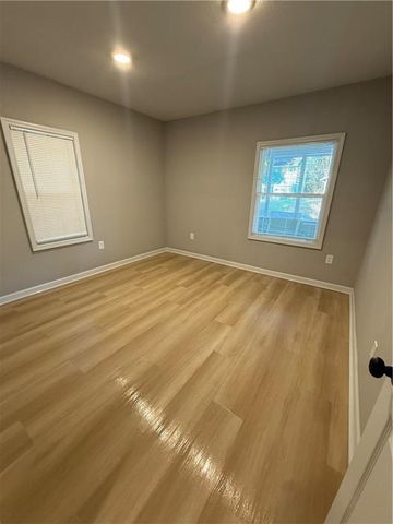 8410 Olive Street, Kansas City, MO 64132