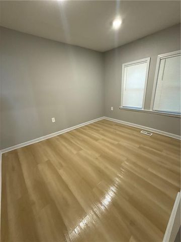 8410 Olive Street, Kansas City, MO 64132