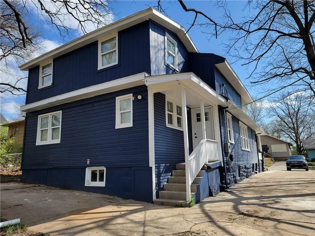 8410 Olive Street, Kansas City, MO 64132