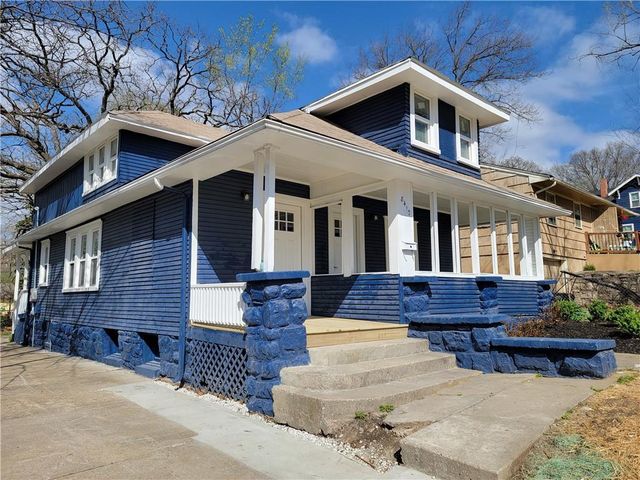 8410 Olive Street, Kansas City, MO 64132