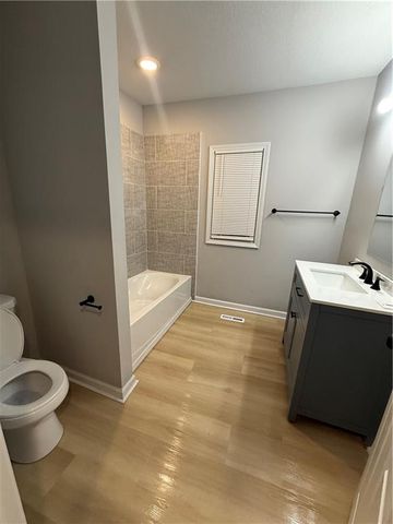8410 Olive Street, Kansas City, MO 64132