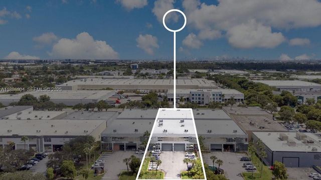 2201 NW 102nd Place 4A, Doral, FL 33172