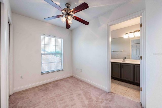 4806 E LAKE RESERVE BOULEVARD, St Cloud, FL 34771