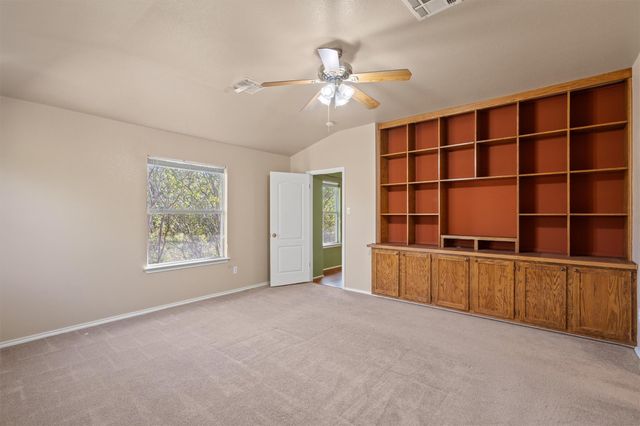 185 Billingsley HTS, Cedar Creek, TX 78612