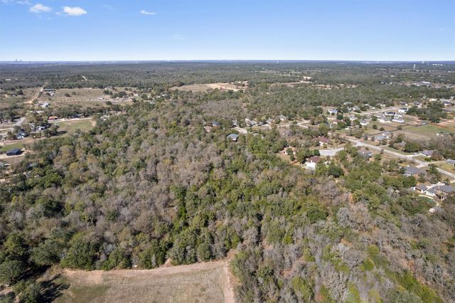 185 Billingsley HTS, Cedar Creek, TX 78612