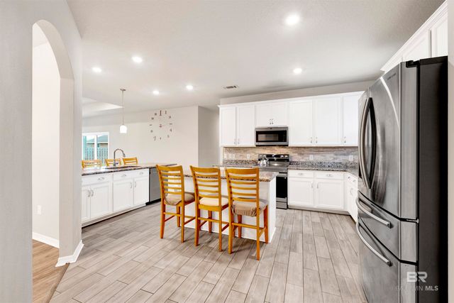 7014 Shallow Brook Court, Gulf Shores, AL 36542