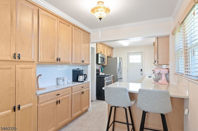 2375 Whittier Ave, Scotch Plains Twp., NJ 07076
