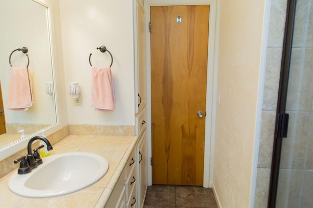 1107 Ennis Street, Plainview, TX 79072