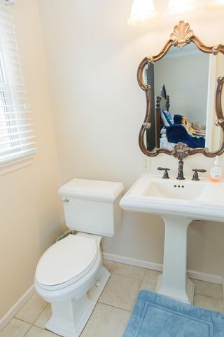 1107 Ennis Street, Plainview, TX 79072