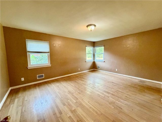 436 Thole ST, Norfolk, VA 23505