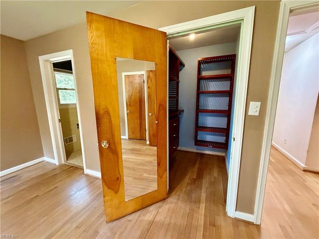 436 Thole ST, Norfolk, VA 23505