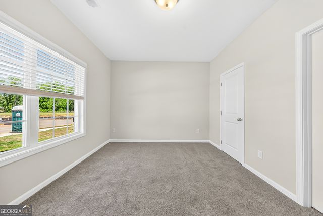 101 Beaver Creek Way 246, Lagrange, GA 30241