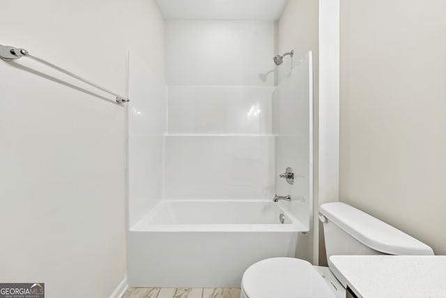 101 Beaver Creek Way 246, Lagrange, GA 30241