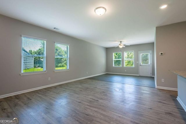 12 Smarty Jones Court, Cartersville, GA 30120