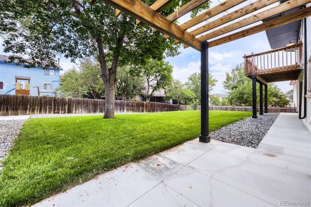 8956 Wagner Lane, Westminster, CO 80031