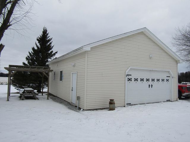 739 Machia Road, Sheldon, VT 05483