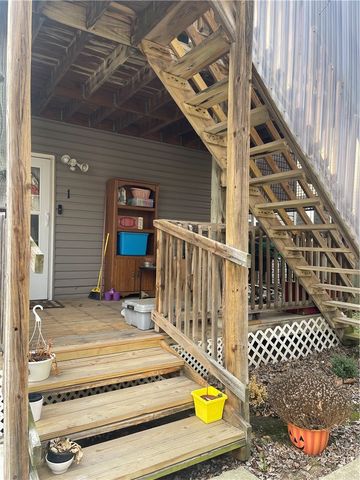 100 5th Avenue, Sharon, PA 16146