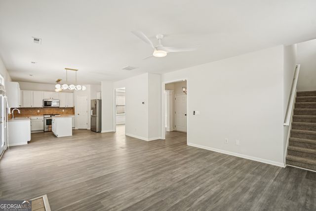 8967 Crestview Circle, Union City, GA 30291