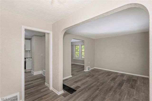 22530 Harms Road, Richmond Heights, OH 44143
