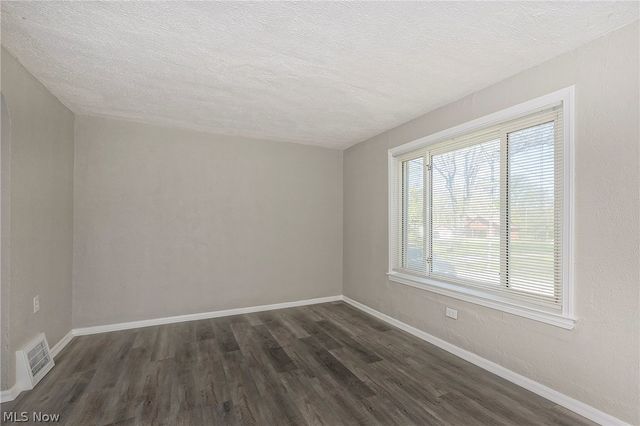 22530 Harms Road, Richmond Heights, OH 44143