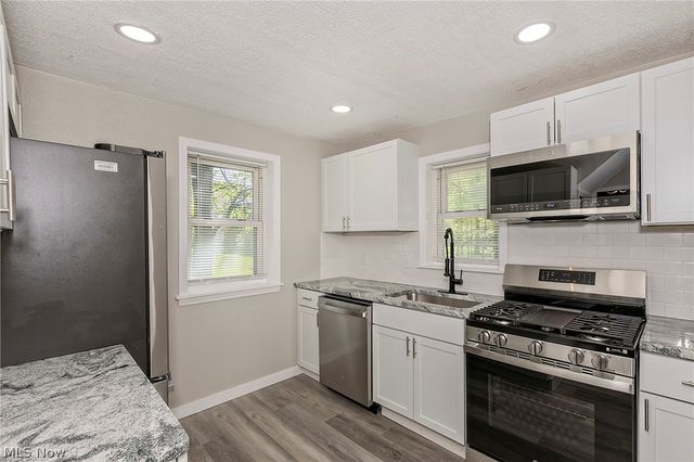 22530 Harms Road, Richmond Heights, OH 44143