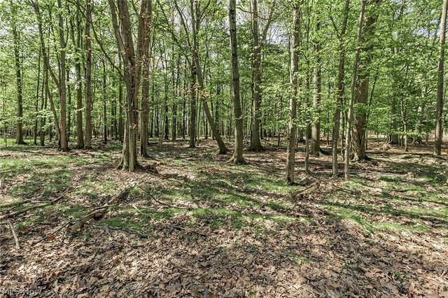 22530 Harms Road, Richmond Heights, OH 44143