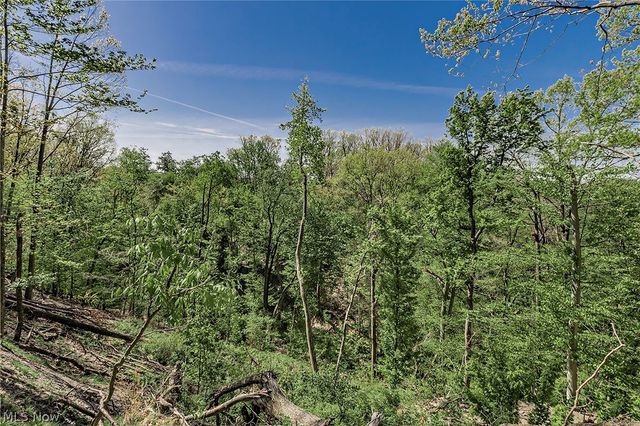 22530 Harms Road, Richmond Heights, OH 44143
