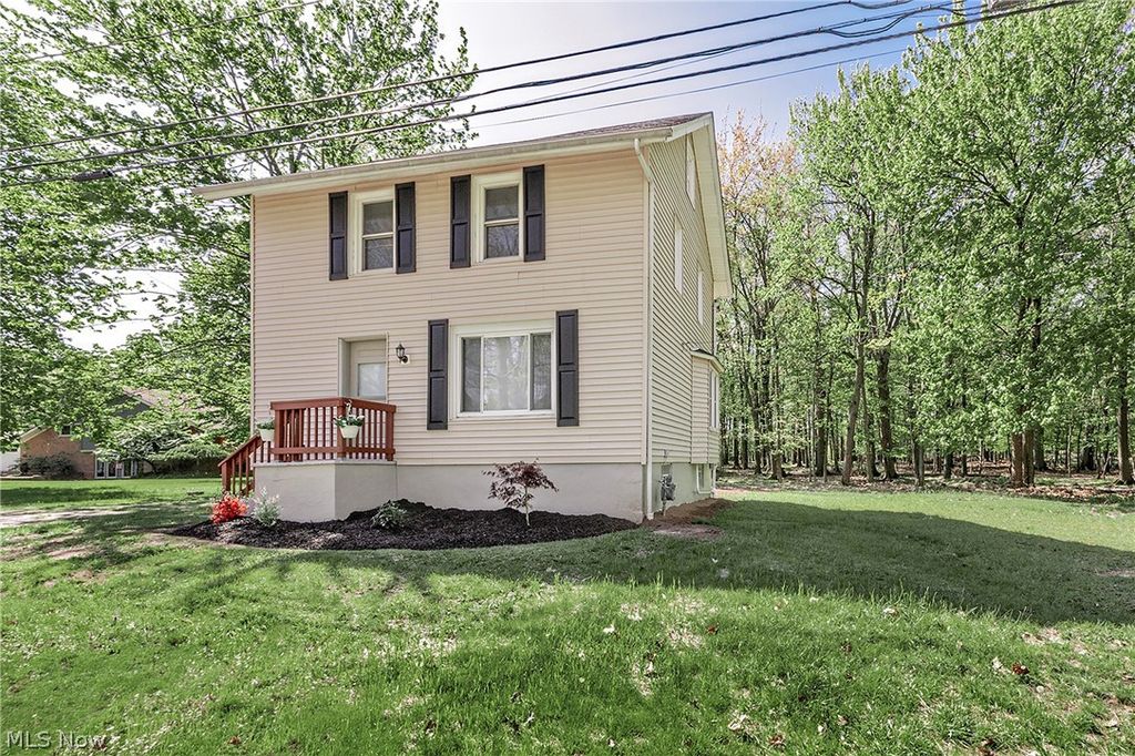 22530 Harms Road, Richmond Heights, OH 44143