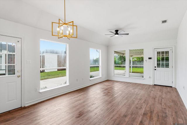 5943 Timbercreek Ave, Baton Rouge, LA 70806