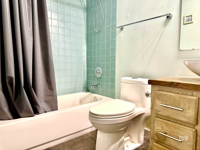 4 Azalea Court, Fairhope, AL 36532