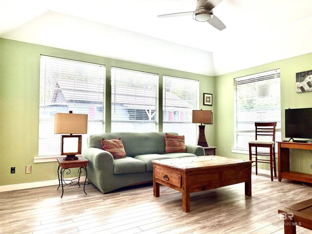 4 Azalea Court, Fairhope, AL 36532