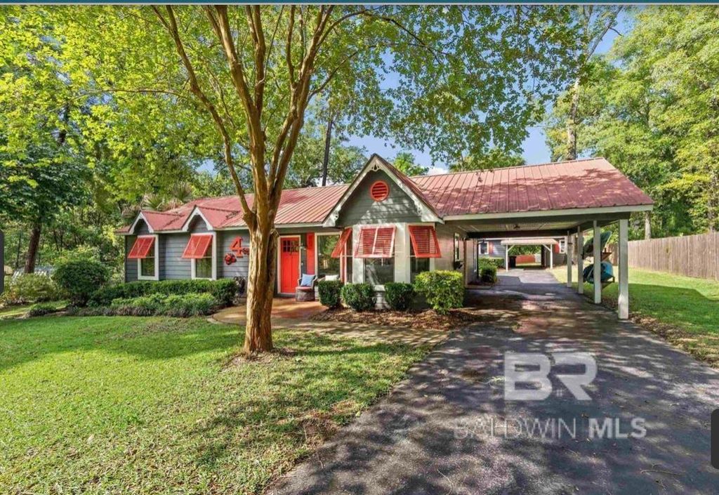 4 Azalea Court, Fairhope, AL 36532