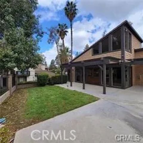 774 Via Sierra Nevada, Riverside, CA 92507