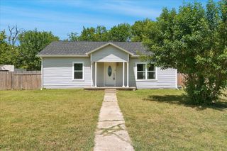 403 S 7th Street, Sanger, TX 76266