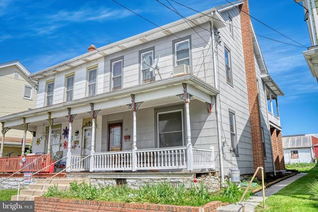 115 W CARPENTER AVE, Myerstown, PA 17067