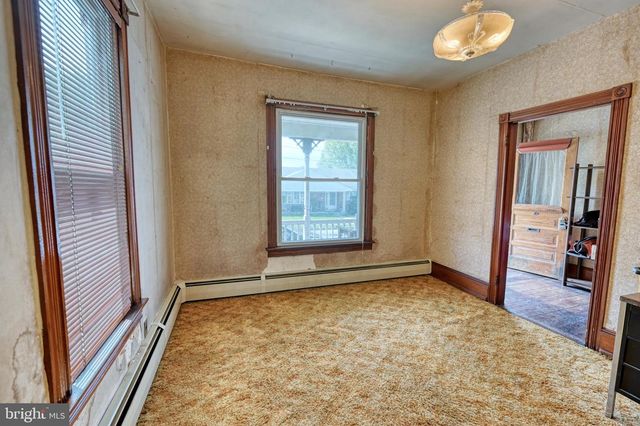 115 W CARPENTER AVE, Myerstown, PA 17067