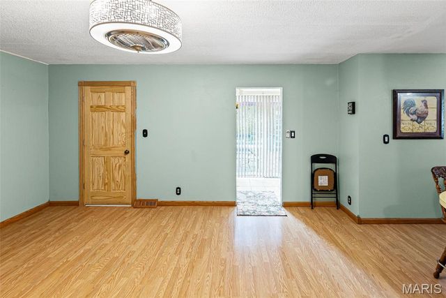 204 E Kavanaugh Street, Pocahontas, IL 62275