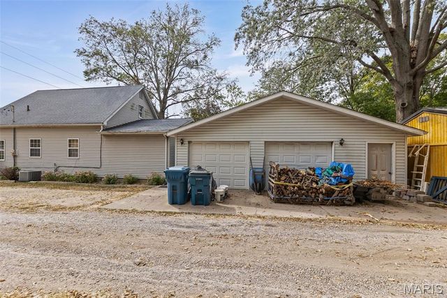 204 E Kavanaugh Street, Pocahontas, IL 62275