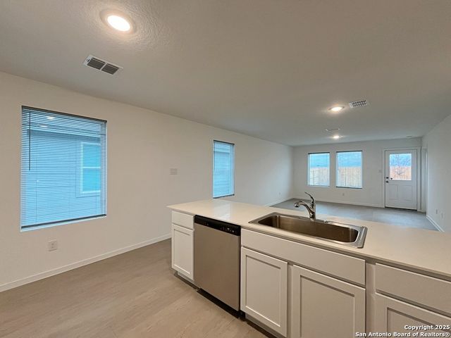 407 INDIAN BLOSSOM, San Antonio, TX 78219